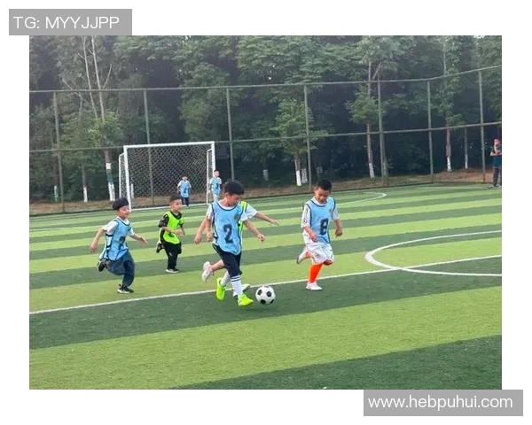 刘星辰足球之路：从青涩少年到职业球员的成长历程与梦想追逐