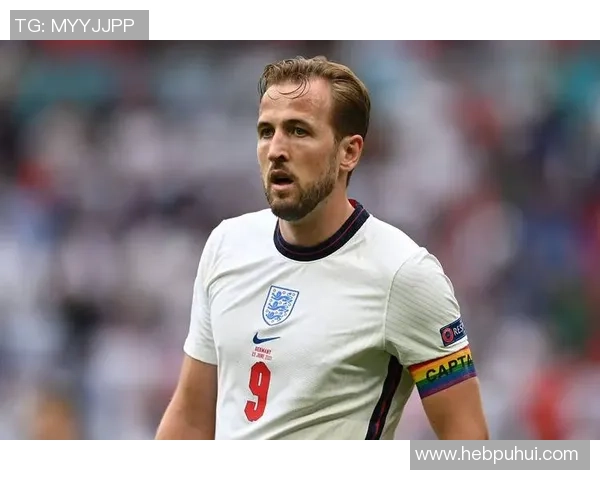 前锋图片足球的魅力解析与战术运用探讨